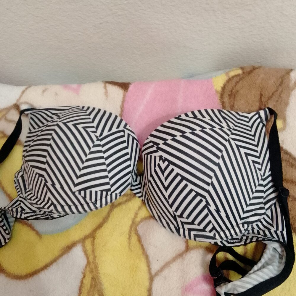 'Pink" Ladies Bra